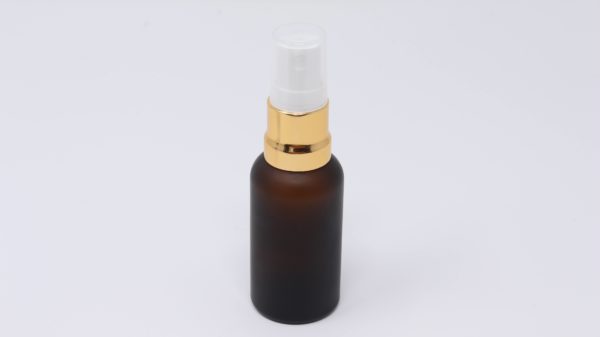 Frosted Glass bottles with Treatment /spray pump