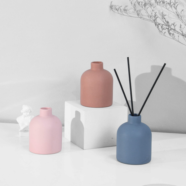 Ceramic Candle Jar /Diffuser (Including 4 Wood Stick)