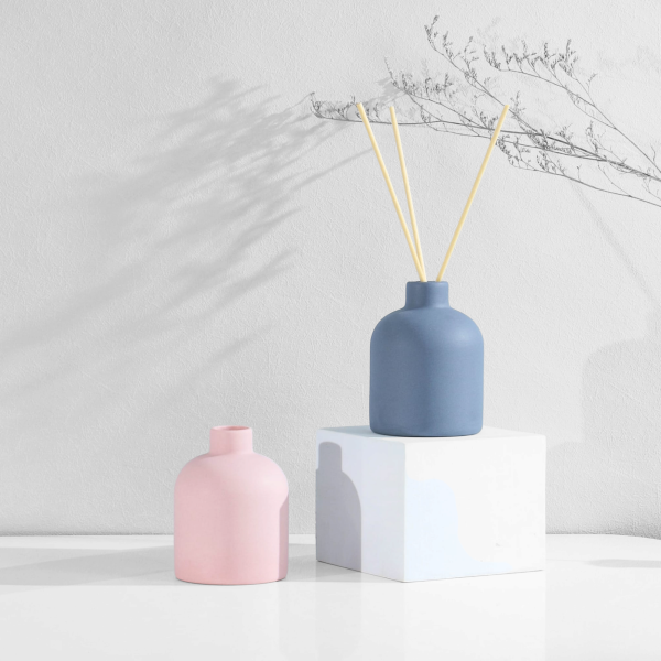 Ceramic Candle Jar /Diffuser (Including 4 Wood Stick)