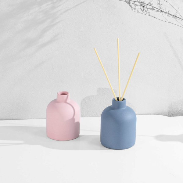 Ceramic Candle Jar /Diffuser (Including 4 Wood Stick)